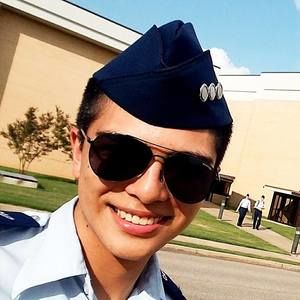 Meet your Posher, Kenneth